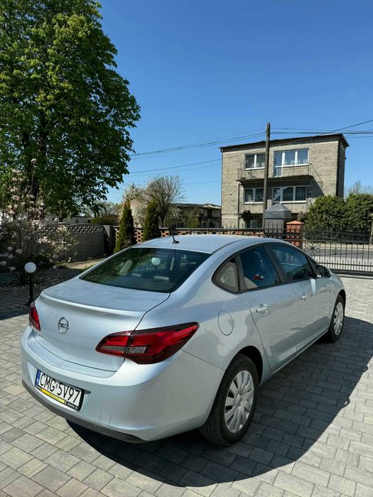 Sprzedam Opel Astra J