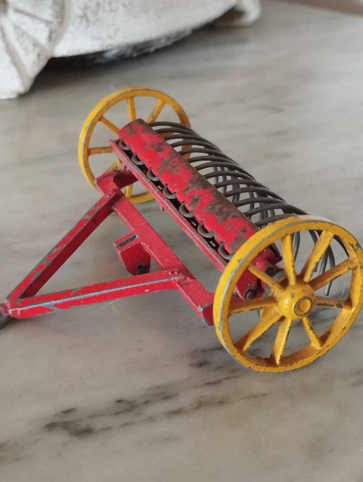 Dinky Toys No. 324 Feno - Raro