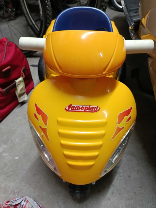 Mota eléctrica criança