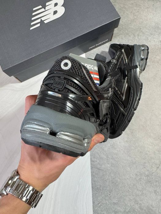 Чоловічі кросівки New Balance 1906A Black Silver