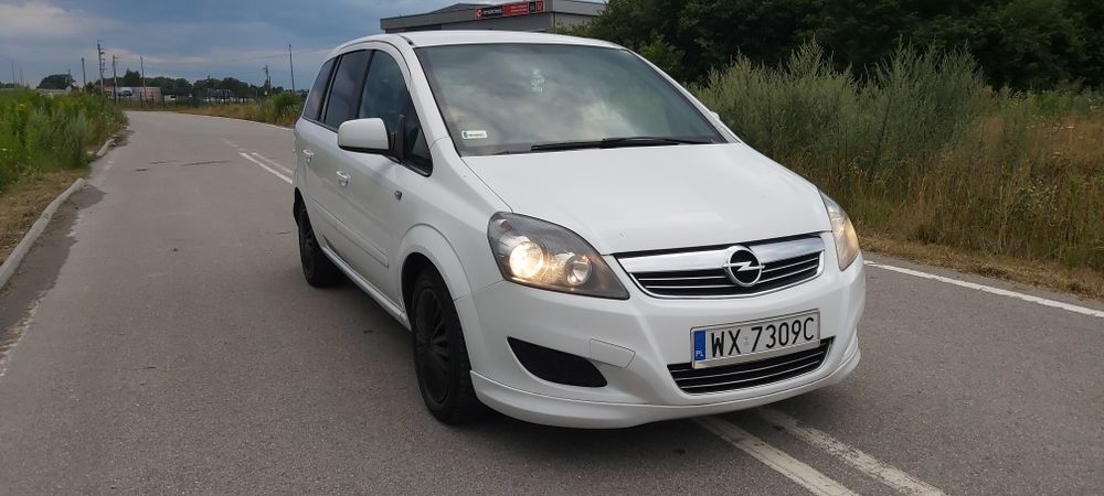 $$$ Opel Zafira B 2011, 7-os 1,7 CDTI $$$