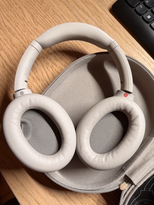 Fones/auscultadores Sony WH-1000xM4