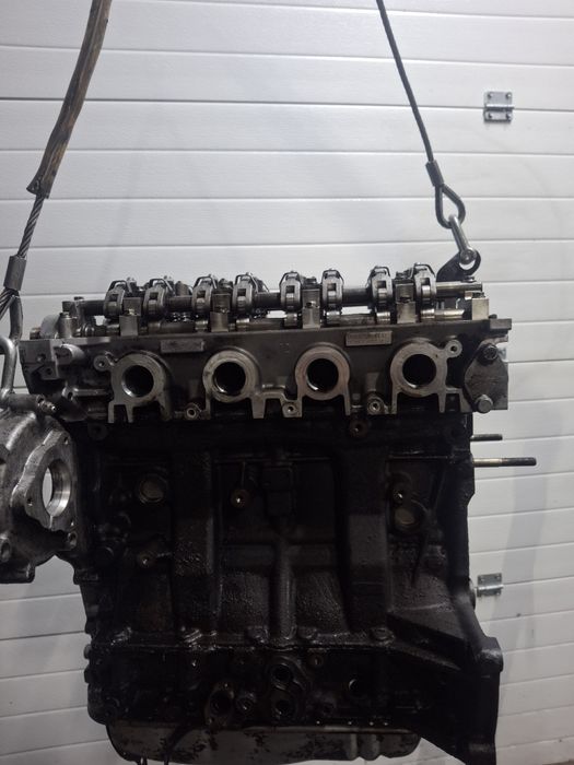 Silnik słupek bez osprzętu 2.5 dci g9u a750 master II 05r