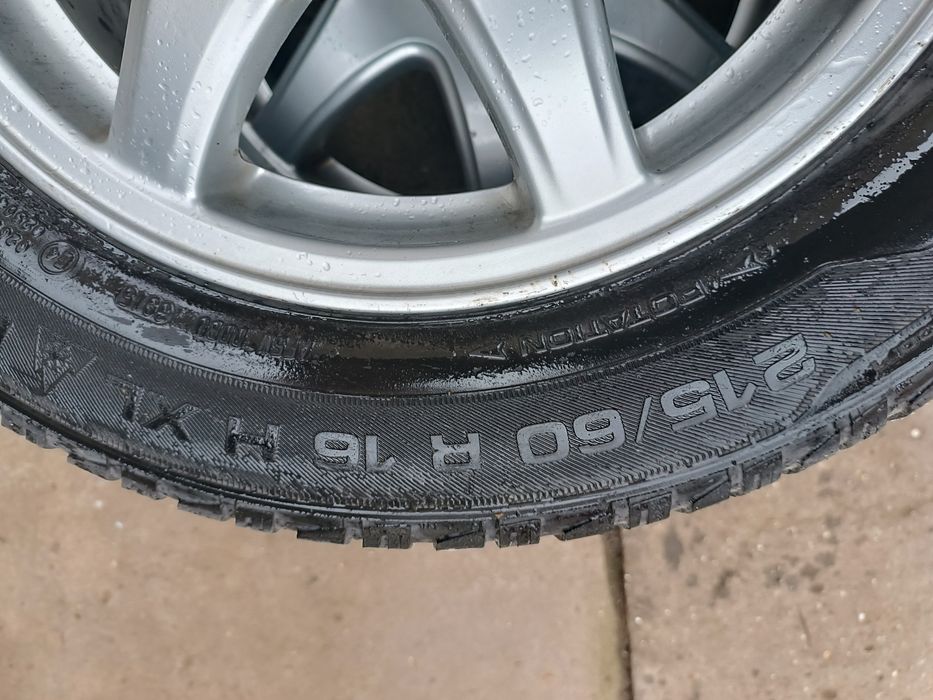 продаю шины и диски в сборе