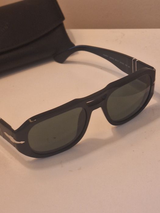 Persol novos sem riscos