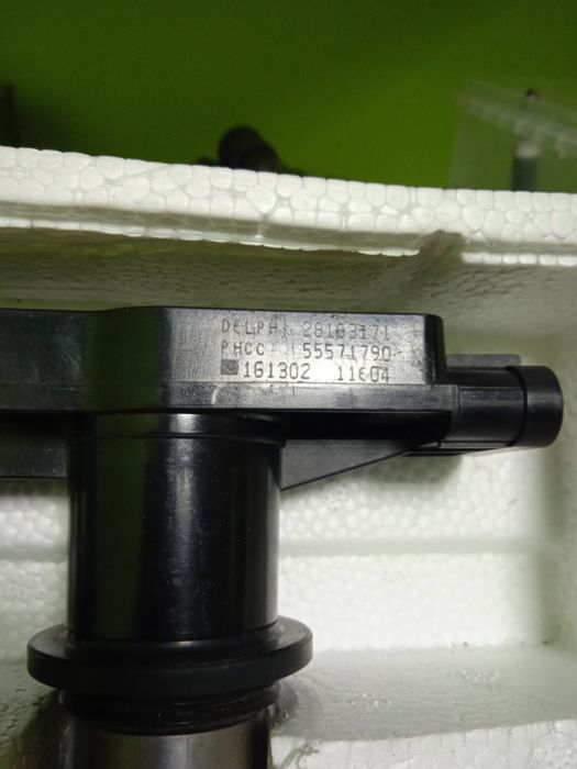 Катушка зажигания delphi 28163171