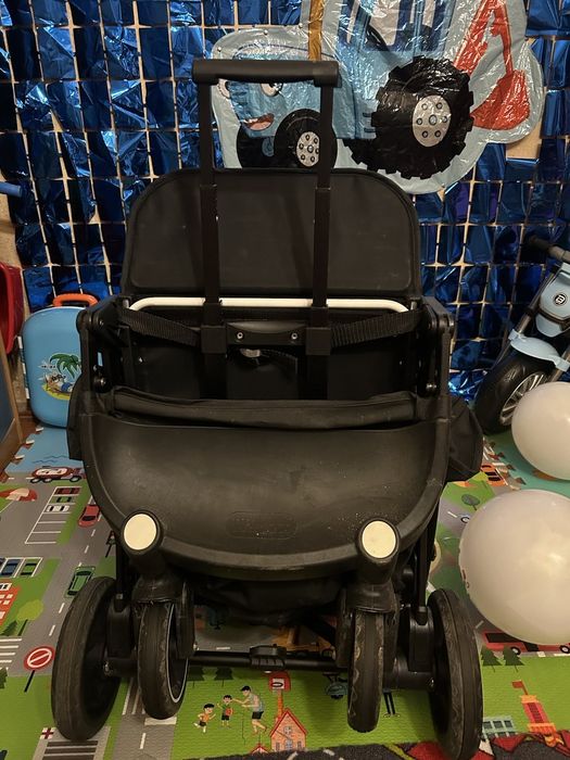 Продам прогулянкову каляску в хорошому стані.