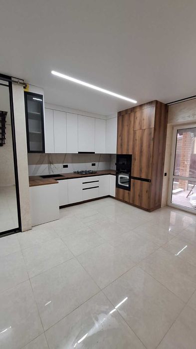 Продам таунхаус з ремонтом на пров.Весняному 1348