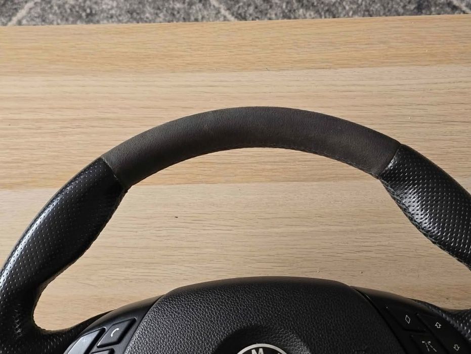 Kierownica BMW E81 E82 E84 E87 E88 E90 E91 E92 sport alcantara obszyta