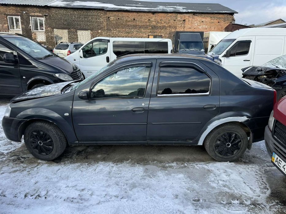 Продам Дачия Логан 2007 год газ бензин