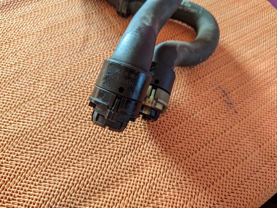 Патрубки пічки Opel Astra H Z19DT 1.9CDTI