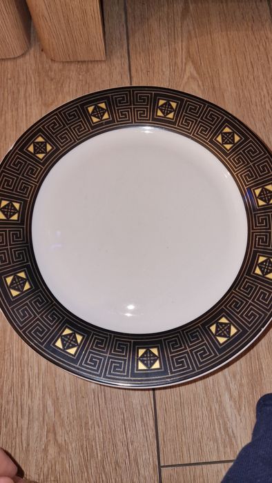 Serwis obiadowo-kawowy 48 elementów Platinum Design 24 karatowe złoto