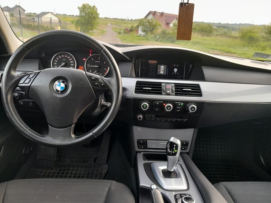 BMW e61 520d Biksenon Panorama Automat Stan BDB 2010r. Mały Przebieg