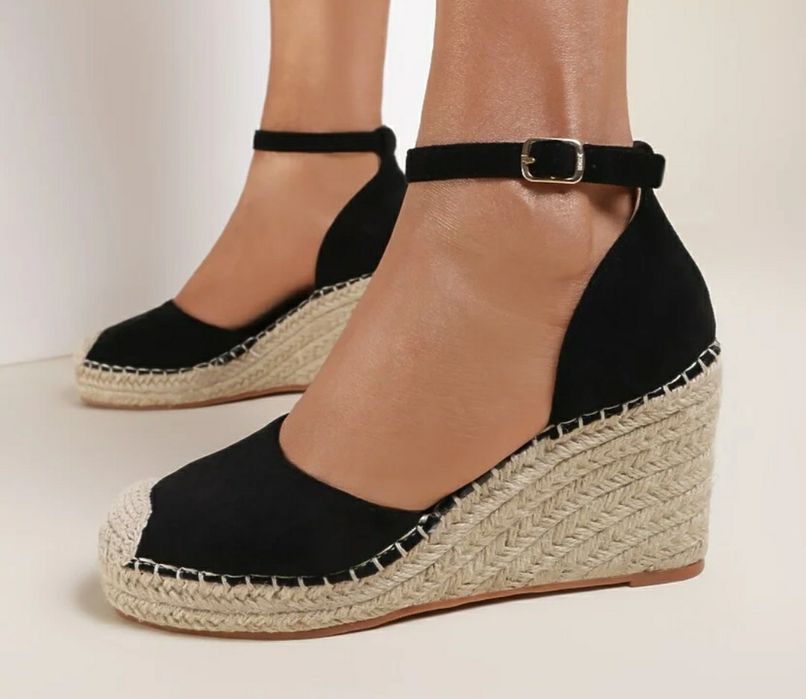 Sandały z ekozamszu