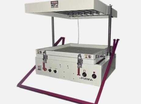 Máquina de termoformagem a vácuo