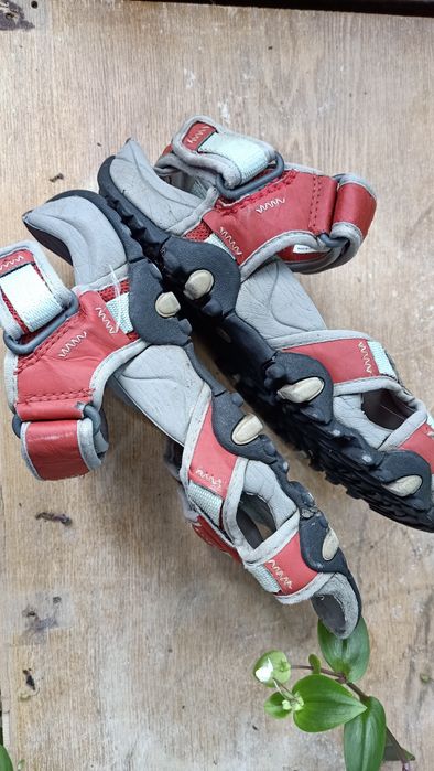 Timberland босоніжки сандалі 38