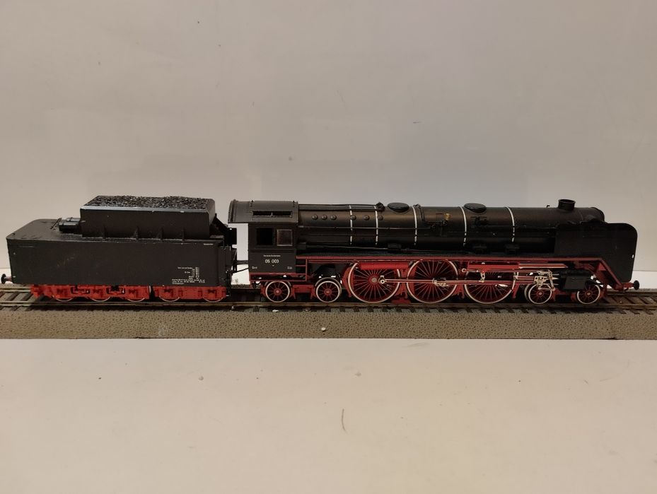 Lokomotywa parowóz Liliput BR05 skala H0