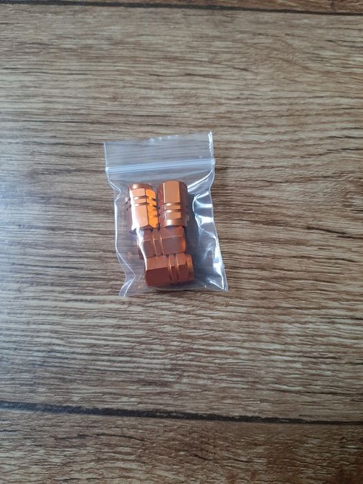 Колпачки на авто,мото,вело,транспорт...