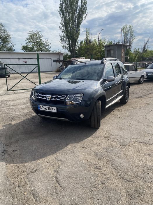 Продам рено дастер