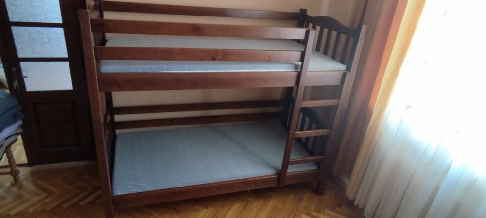 ліжко двох ярусне