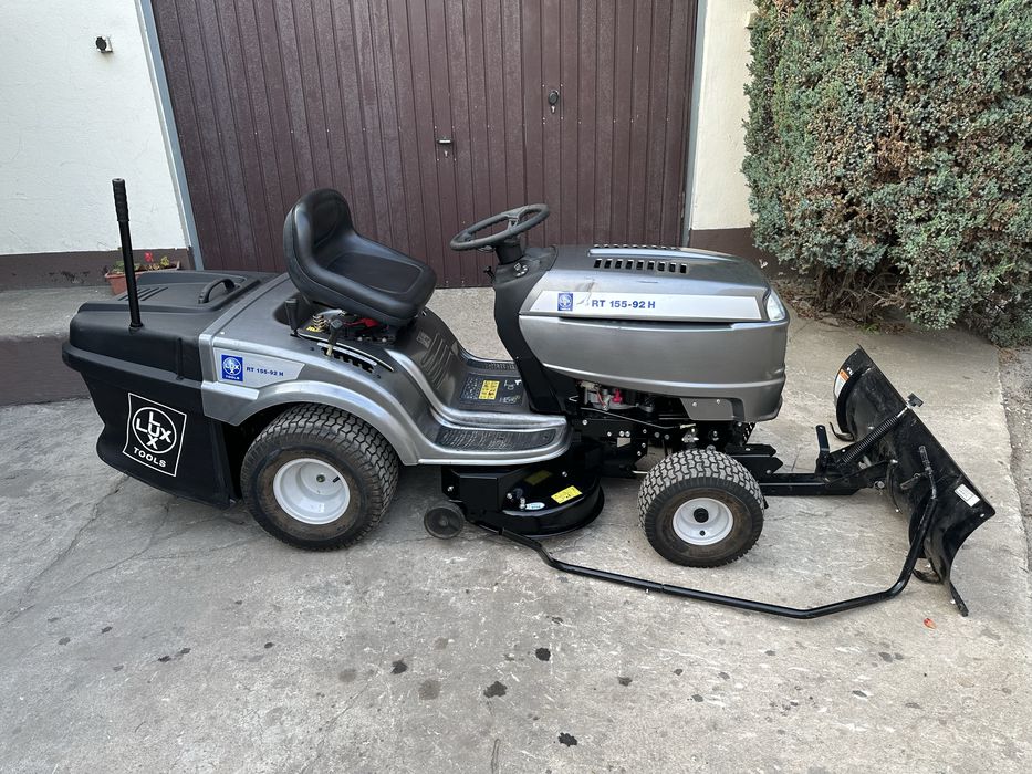 Traktorek kosiarka Lux Tools seria MTD