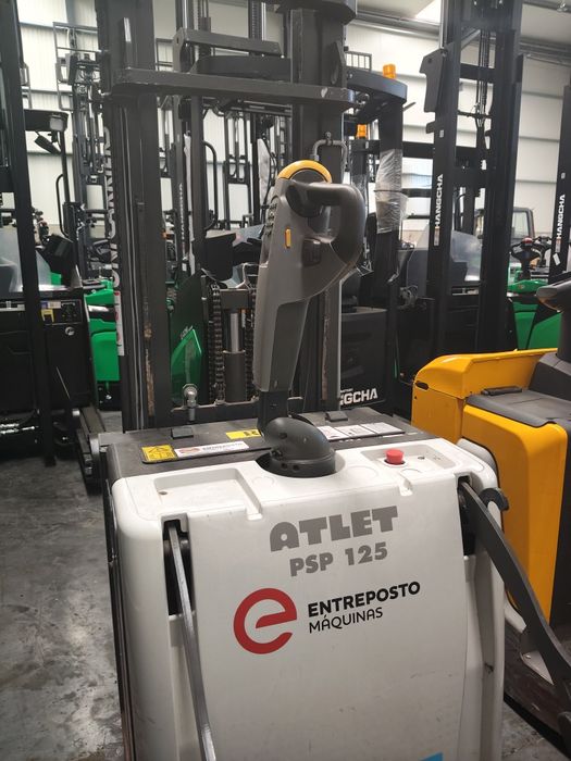 Stacker Elétrico Atlet