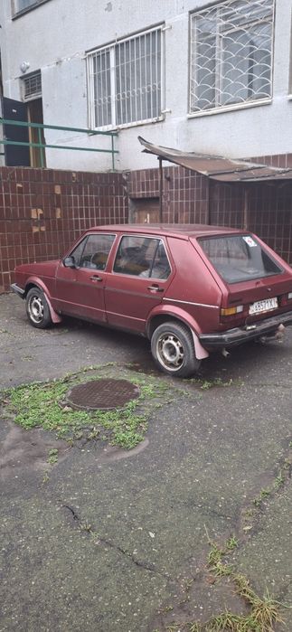 Продам авто фольксваген гольф1