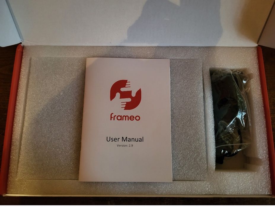 Цифрова фоторамка FRAMEO ZN-DP1002  WiFi, 10,1-дюймова, розумна