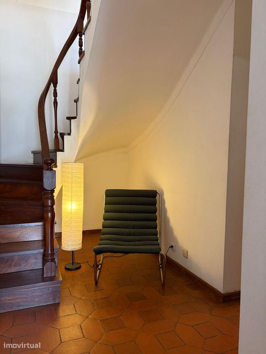 Excelente apartamento T3 duplex, renovado e completamente mobilado