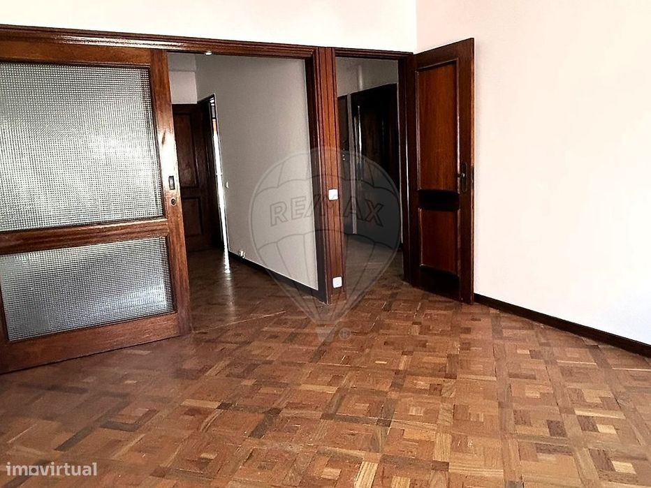 Apartamento T2 para arrendamento