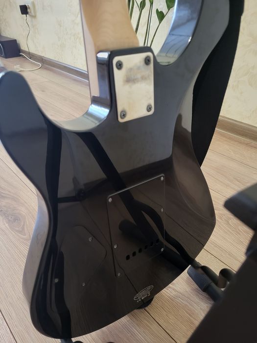 YAMAHA+LINE 6+підставка