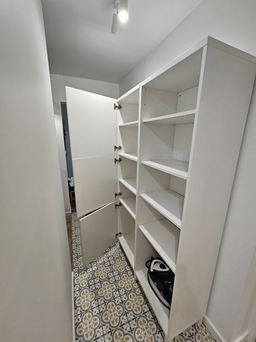 Używana szafa IKEA Besta