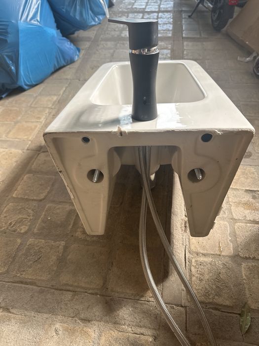 Bidet Catalano z baterią