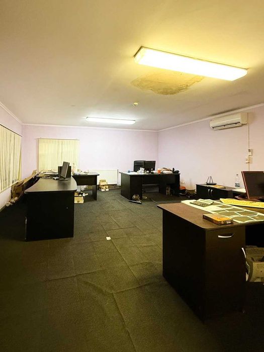 Продам виробничо-складське приміщення в м.Калуш з укриттям 983м2