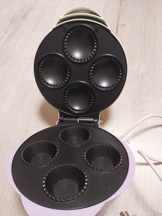 Электрическая кексница для выпекания кексов, маффинов