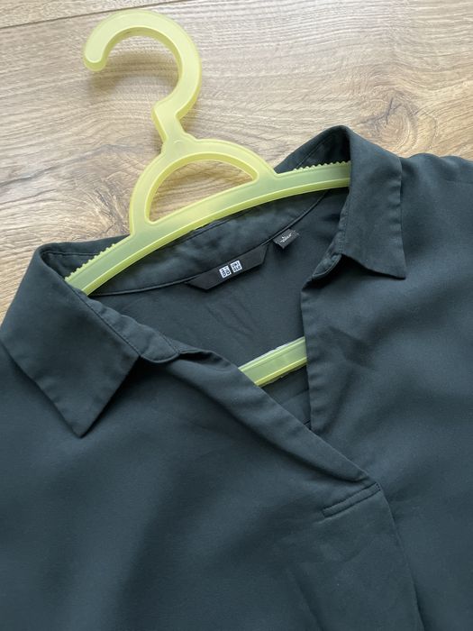 Базова блуза Uniqlo