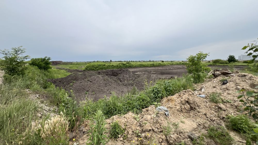 Продам ділянку 1.5 га. Поруч Київ. Під склад, виробництво, логістику
