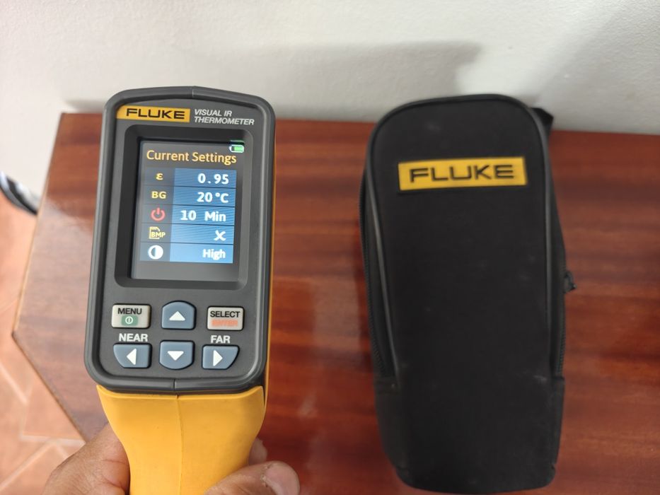 Termómetro visual IR Fluke VT04A
