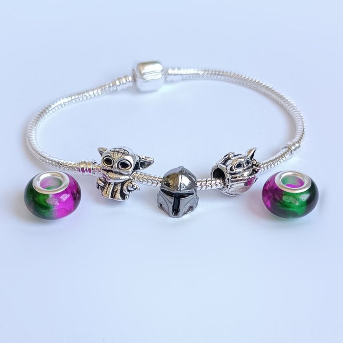 Bransoletka charms Mandalorianin charmsy wielobarwne Murano