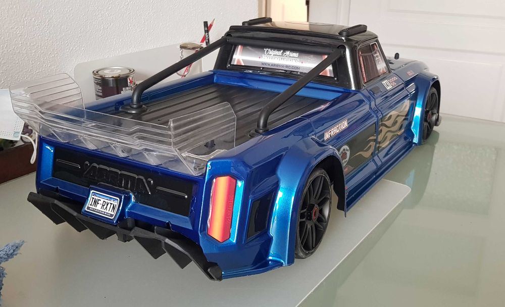 Vendo RC Arrma Infraction modificado. Losi traxxas