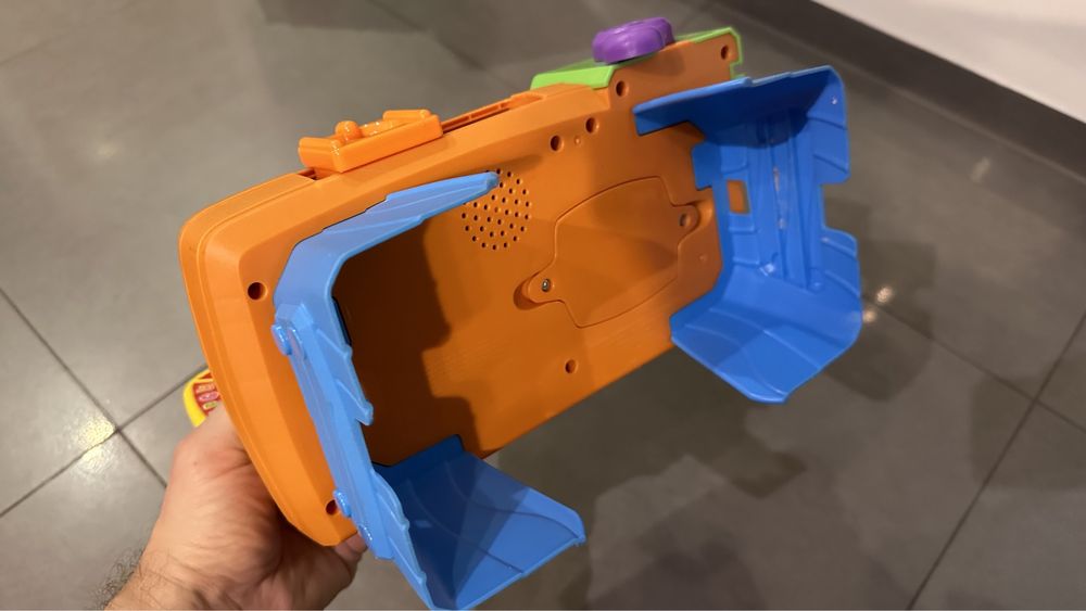 Warsztat sensoryczny fischer price