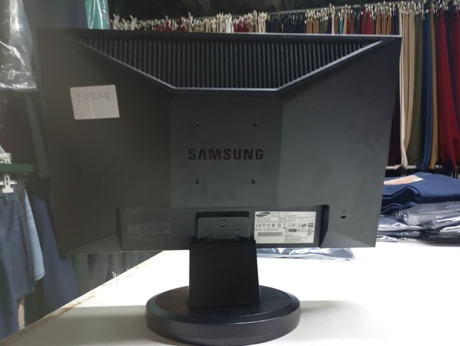 Monitor Samsung LCD