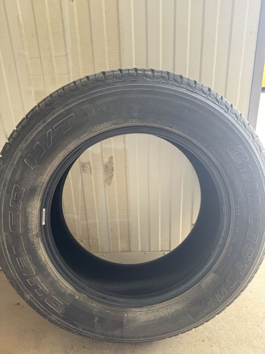 Pneu novo para jante 18