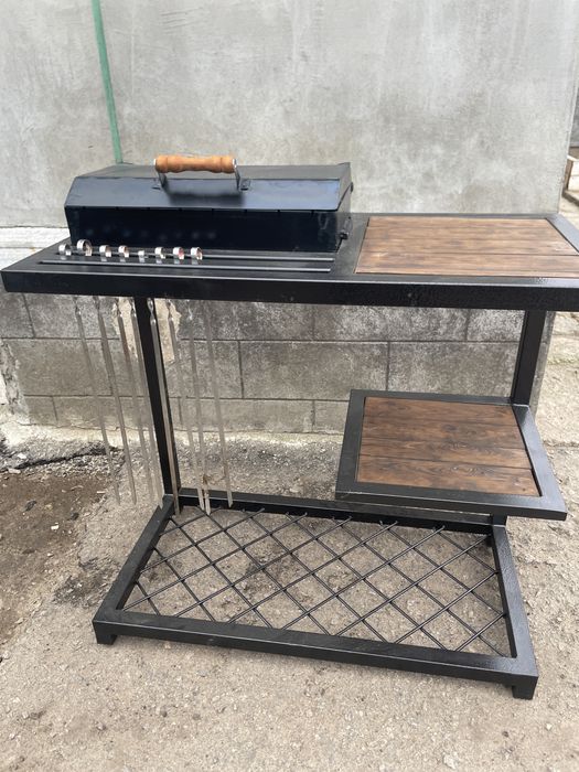 Мангал в стилі лофт
