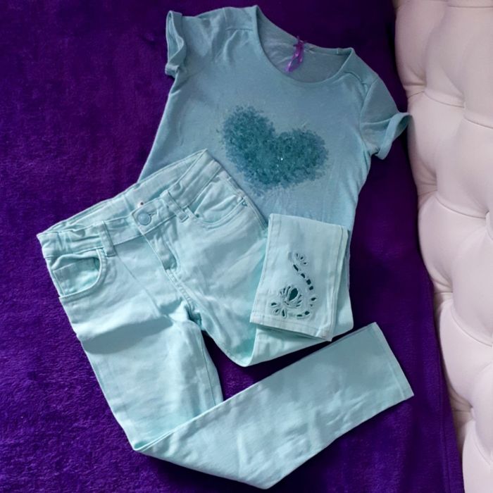 Продам летний комплект для девочки