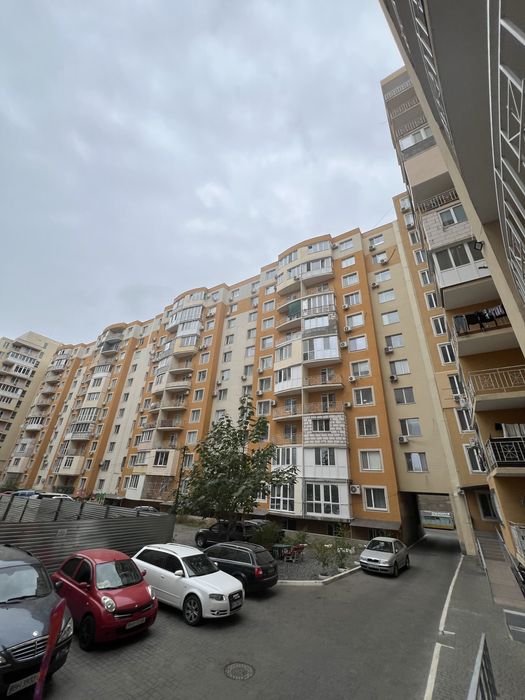 Продам квартиру жк Одесский Дворик