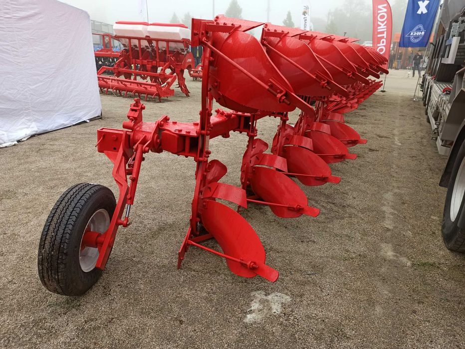 Навісний оборотний плуг Оптикон від виробника