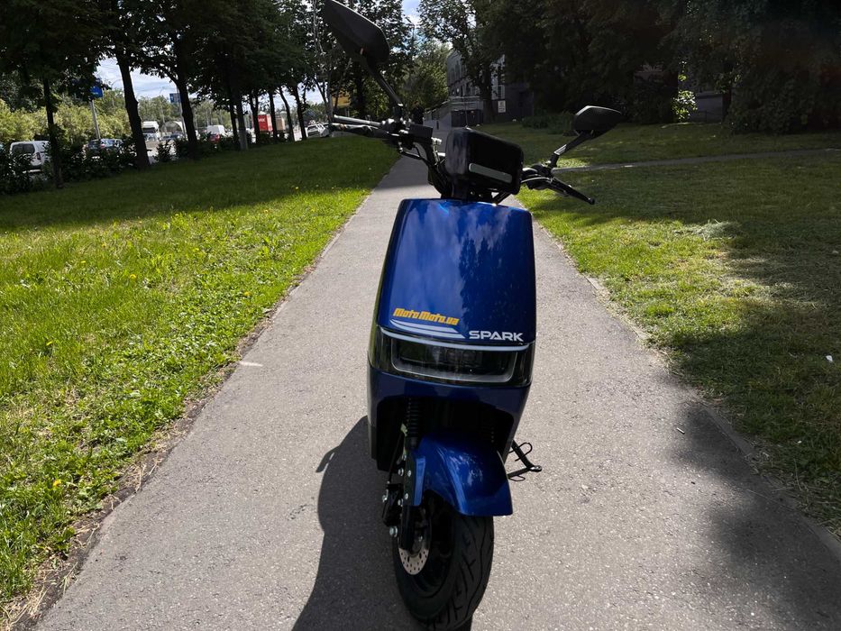 Електроскутер SPARK SP1500E-1
