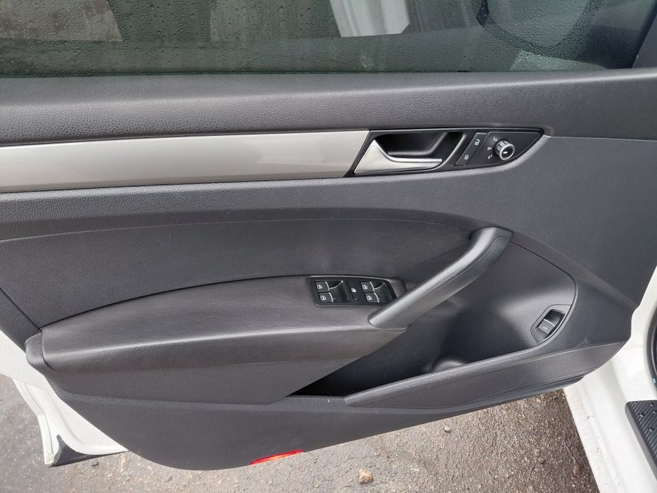 Фольцваген пассат B7