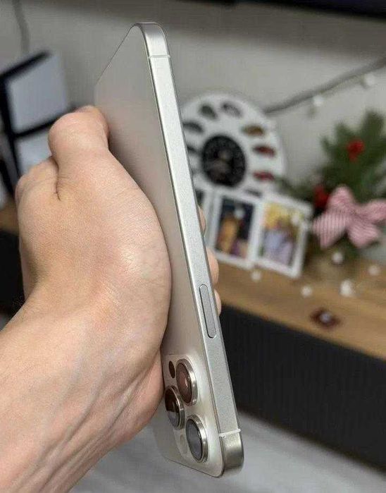 iPhone 15 Pro Max, 512 ГБ, SIM + eSIM